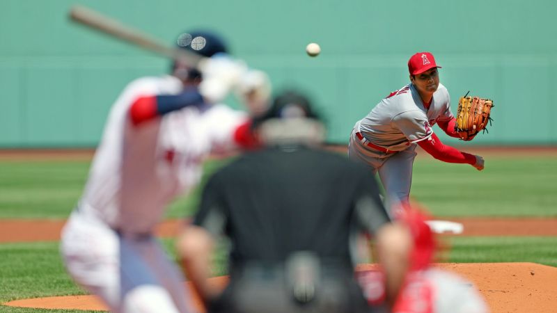 “You may not think you’re going to make it. You may want to quit. But if you keep your eye on the ball, you can accomplish anything.” - Hank Aaron