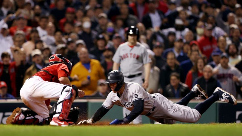 “If my uniform doesn’t get dirty, I haven’t done anything in the baseball game.” - Rickey Henderson